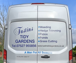 Gardening Services - Cotswolds - Weeding, Hedge Trimming, Patios, Ponds, Grass Cutting